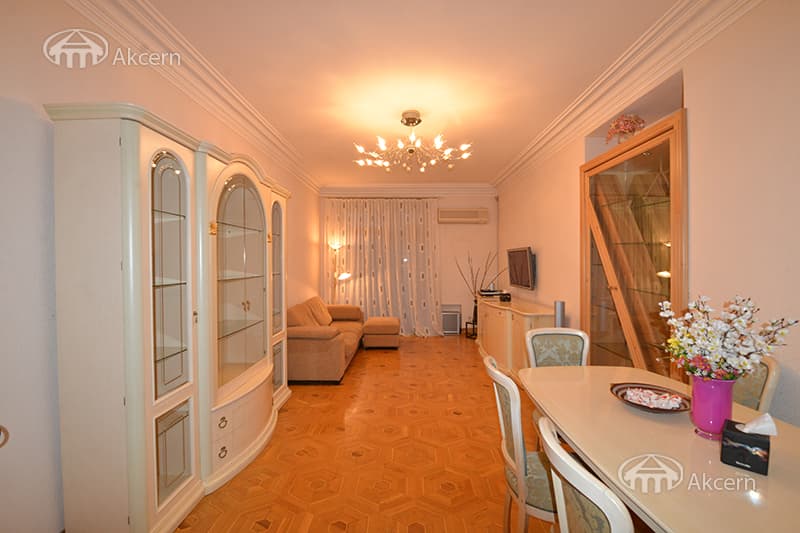 Квартира · 3 комн. · 112 м² · Кентрон