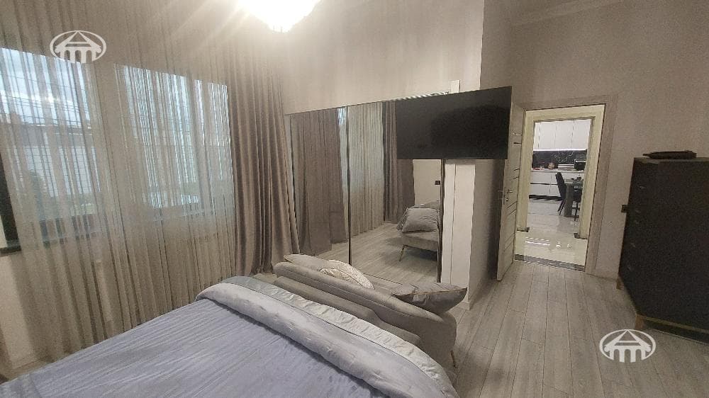 Mansion · 4 rooms · 292 m² · Qasax