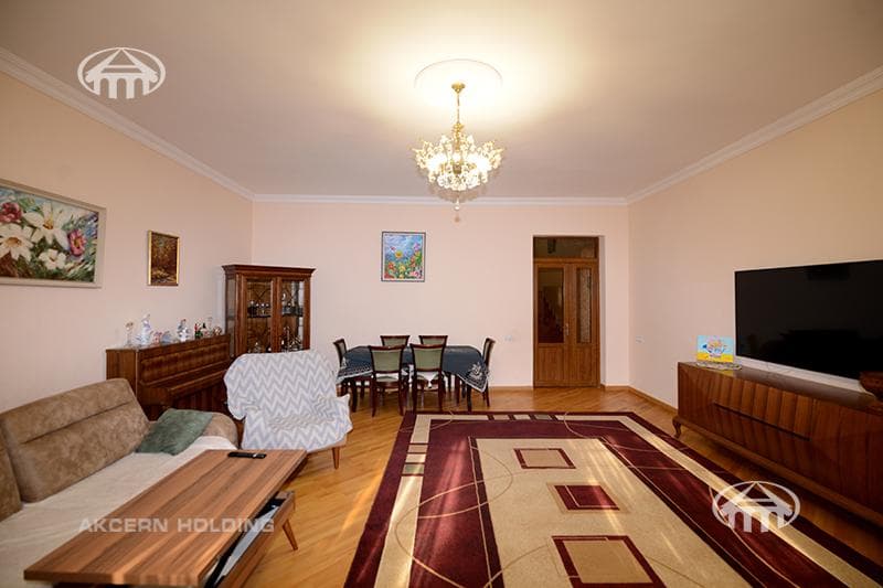 Особняк · 4 комн. · 236 м² · Давташен