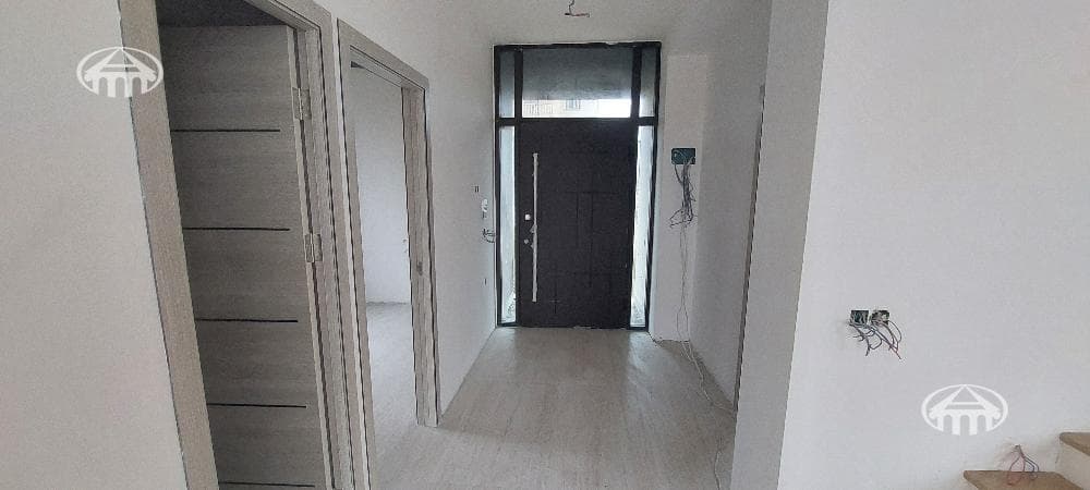 Особняк · 5 комн. · 267 м² · Джрвеж