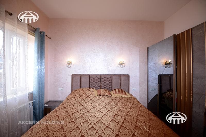 Особняк · 5 комн. · 240 м² · Давташен