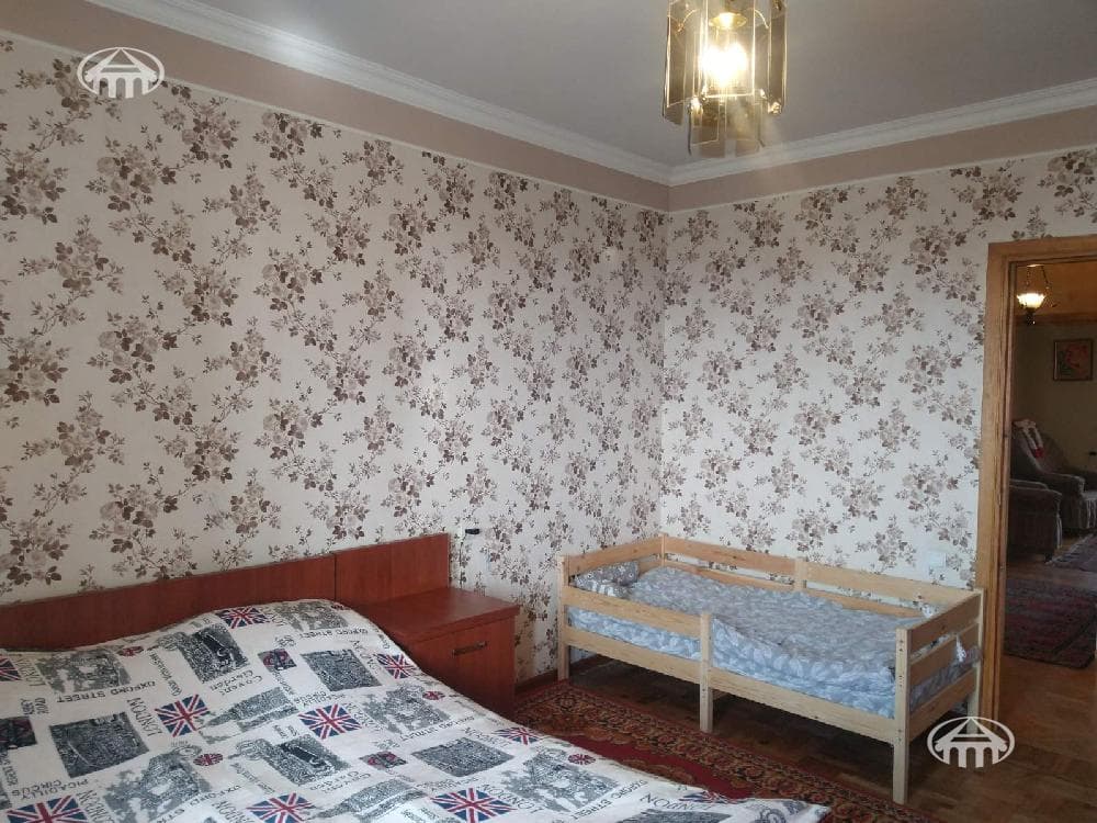 Квартира · 4 комн. · 112 м² · Давташен