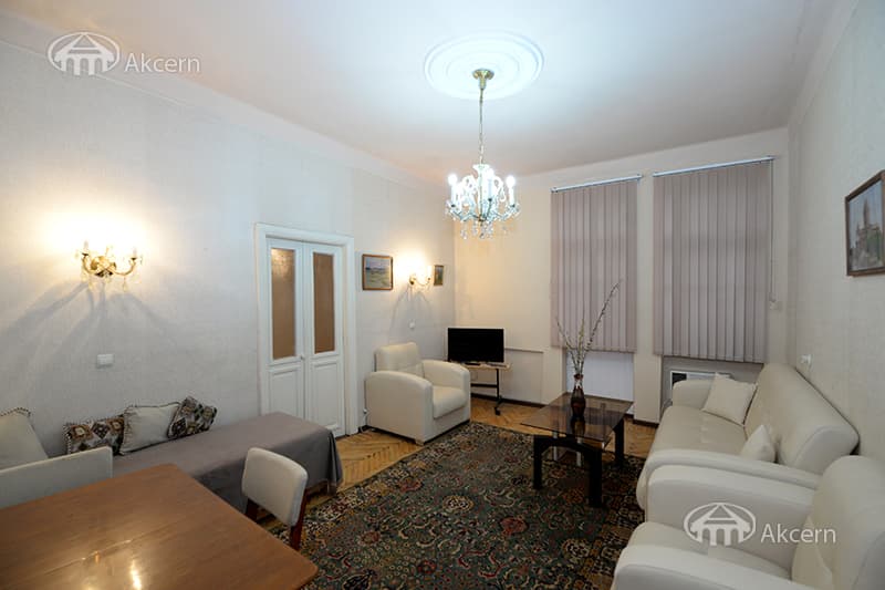 Apartment · 2 rooms · 46 m² · Kentron