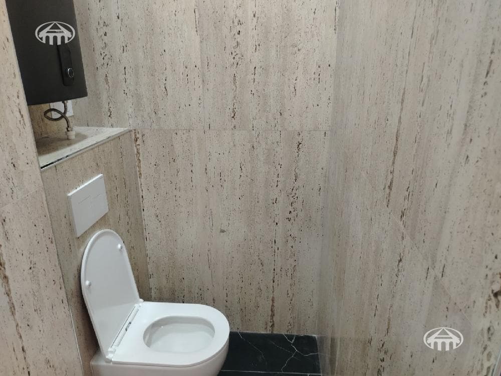 Խանութ · 110 մ² · Կենտրոն