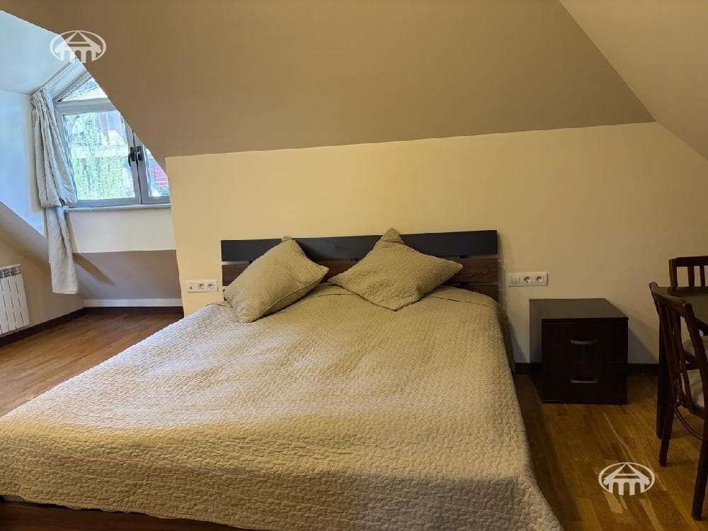 Apartment · 3 rooms · 120 m² · Kentron