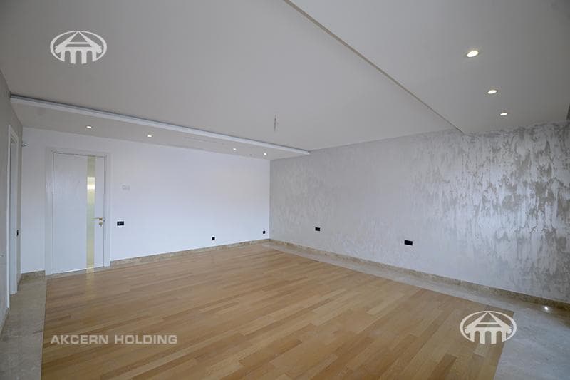Mansion · 6 rooms · 1,022 m² · Kentron
