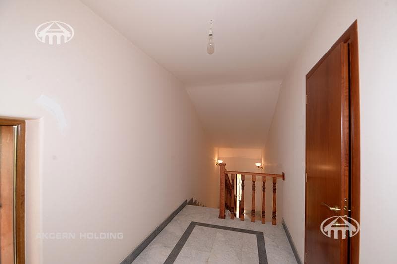 Country house · 4 rooms · 289.5 m² · Dzoraghbyur