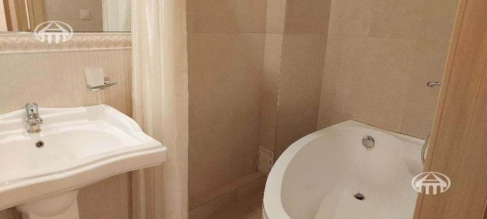 Квартира · 3 комн. · 85 м² · Кентрон