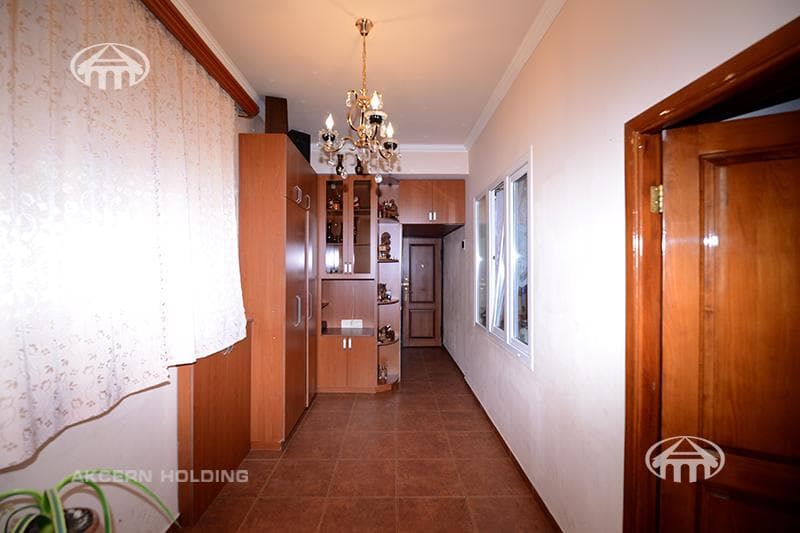 Apartment · 3 rooms · 85 m² · Kentron
