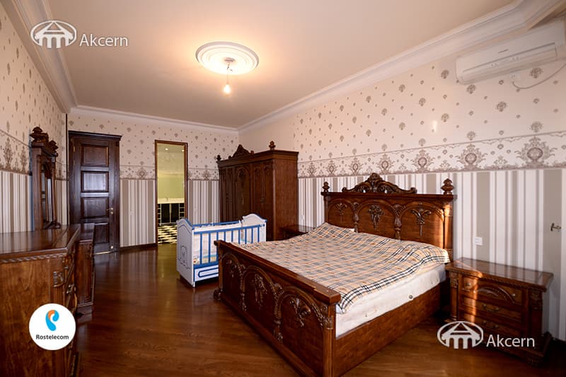 Mansion · 8 rooms · 917 m² · Malatia-Sebastia