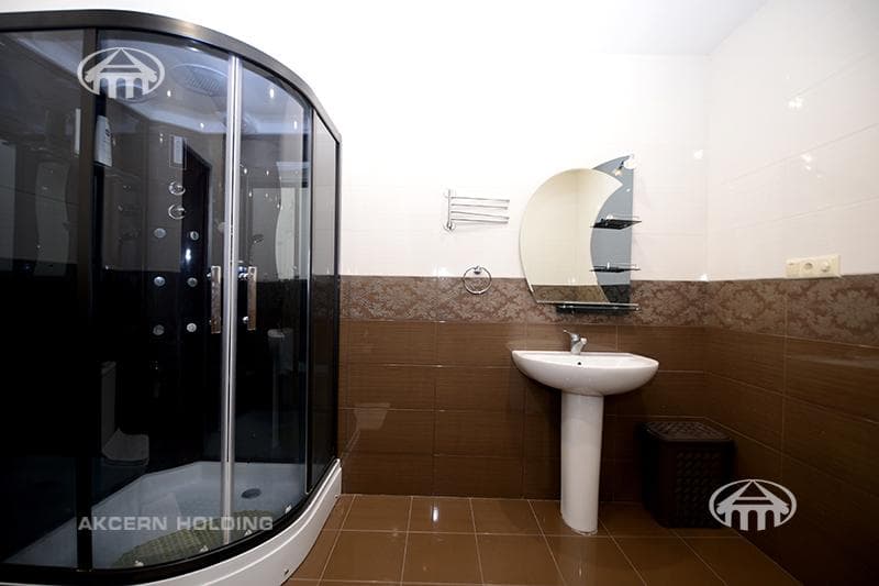 Apartment · 3 rooms · 115 m² · Kentron — photo 10 / 12