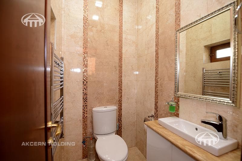 Office · 290 m² · Arabkir