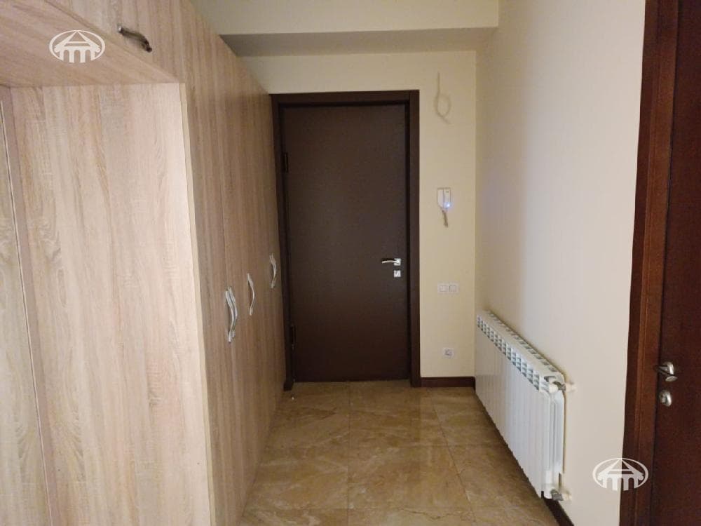 Apartment · 3 rooms · 120 m² · Kentron