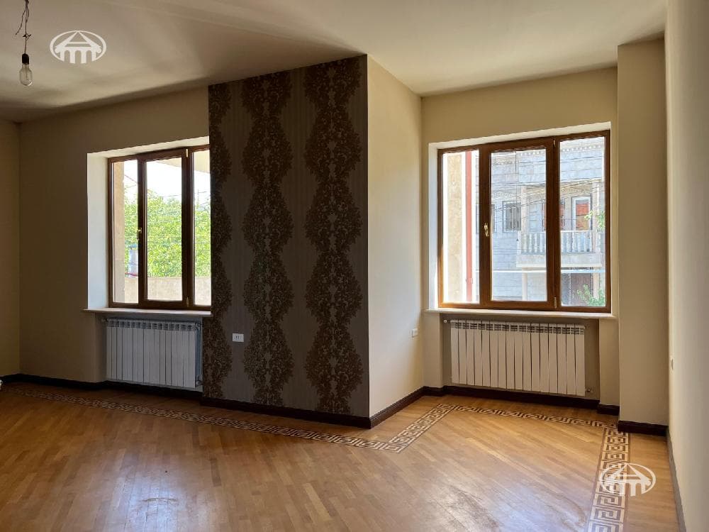 Քոթեջ · 610 մ² · Նորք-Մարաշ