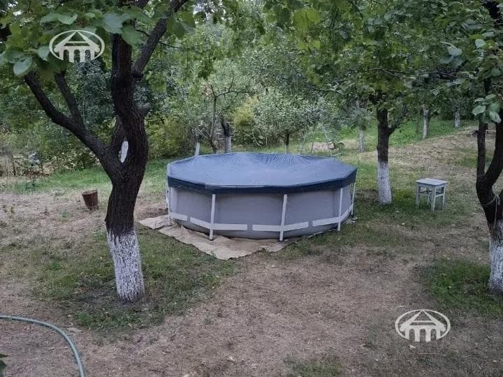 Ամառանոց · 5 սեն. · 301 մ² · Արզական