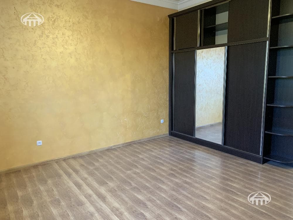 Mansion · 4 rooms · 328 m² · Malatia-Sebastia
