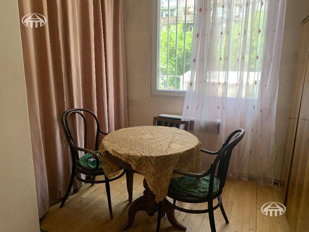 Квартира · 3 комн. · 74 м² · Кентрон