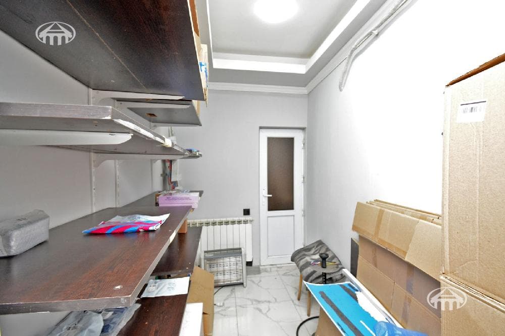 Retail · 308 m² · Ajapnyak