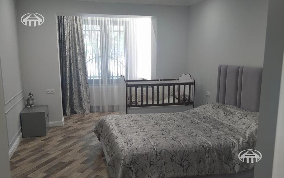 Apartment · 5 rooms · 172 m² · Arabkir