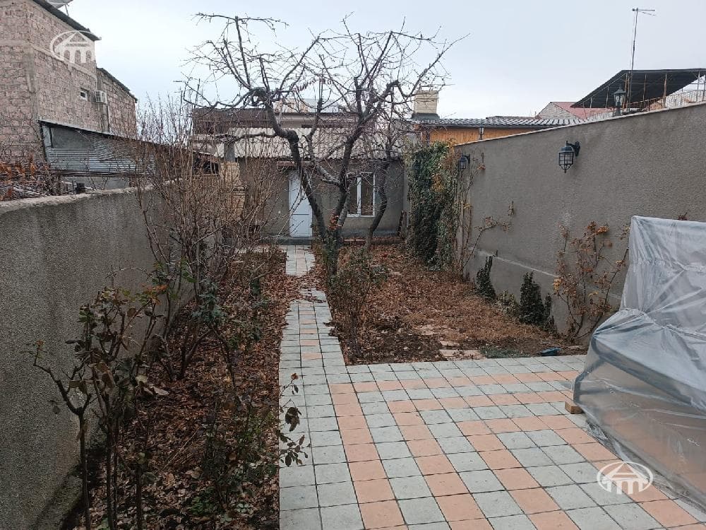 Առանձնատուն · 3 սեն. · 163 մ² · Էրեբունի