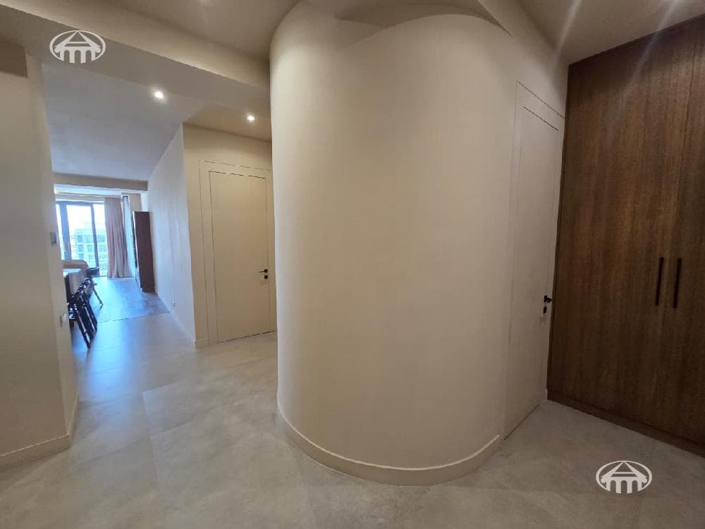 Квартира · 4 комн. · 131 м² · Арабкир
