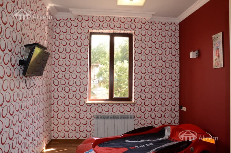 Особняк · 7 комн. · 240 м² · Цахкадзор