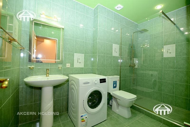 Квартира · 3 комн. · 135 м² · Кентрон