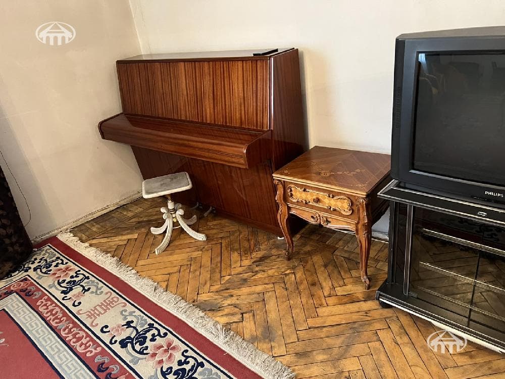 Квартира · 3 комн. · 80 м² · Кентрон