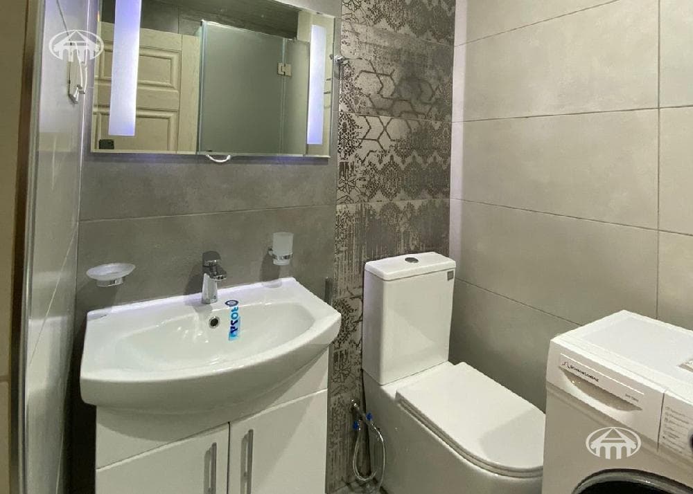 Квартира · 3 комн. · 54 м² · Кентрон