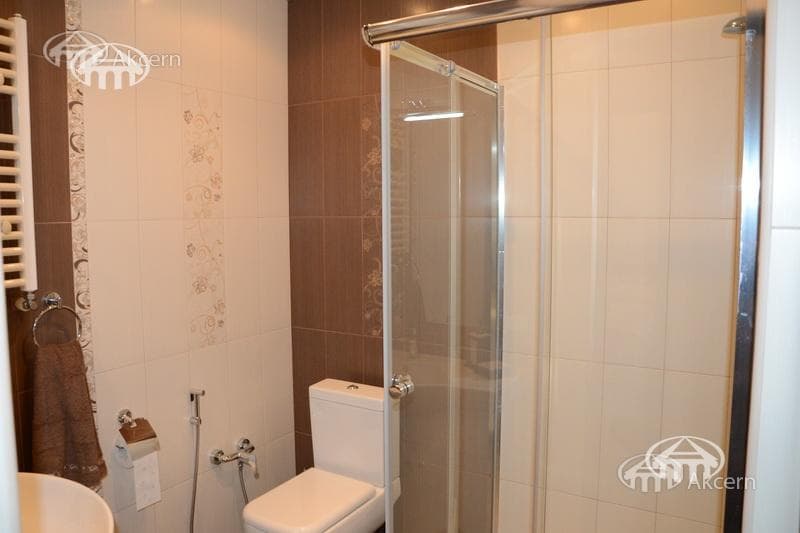 Квартира · 4 комн. · 135 м² · Кентрон