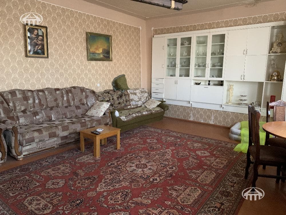 Առանձնատուն · 5 սեն. · 212 մ² · Գետամեջ