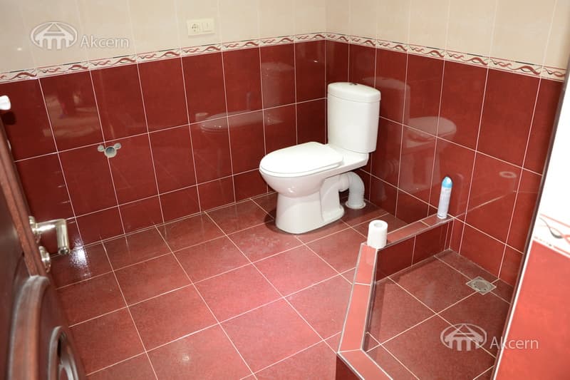 Особняк · 6 комн. · 285 м² · с. Ариндж