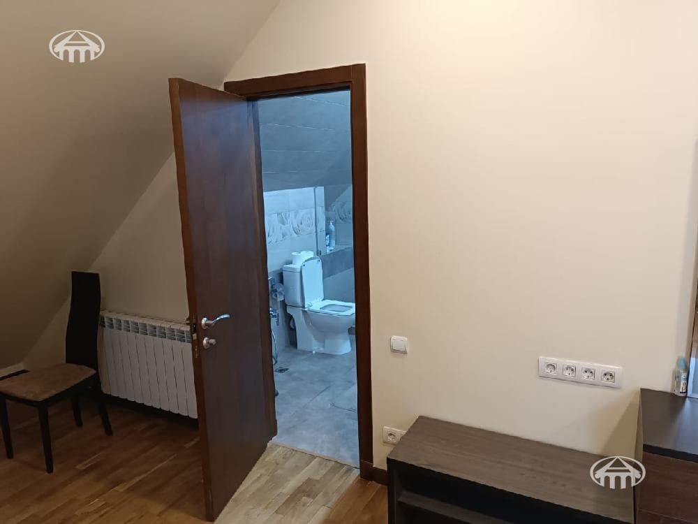 Apartment · 3 rooms · 120 m² · Kentron
