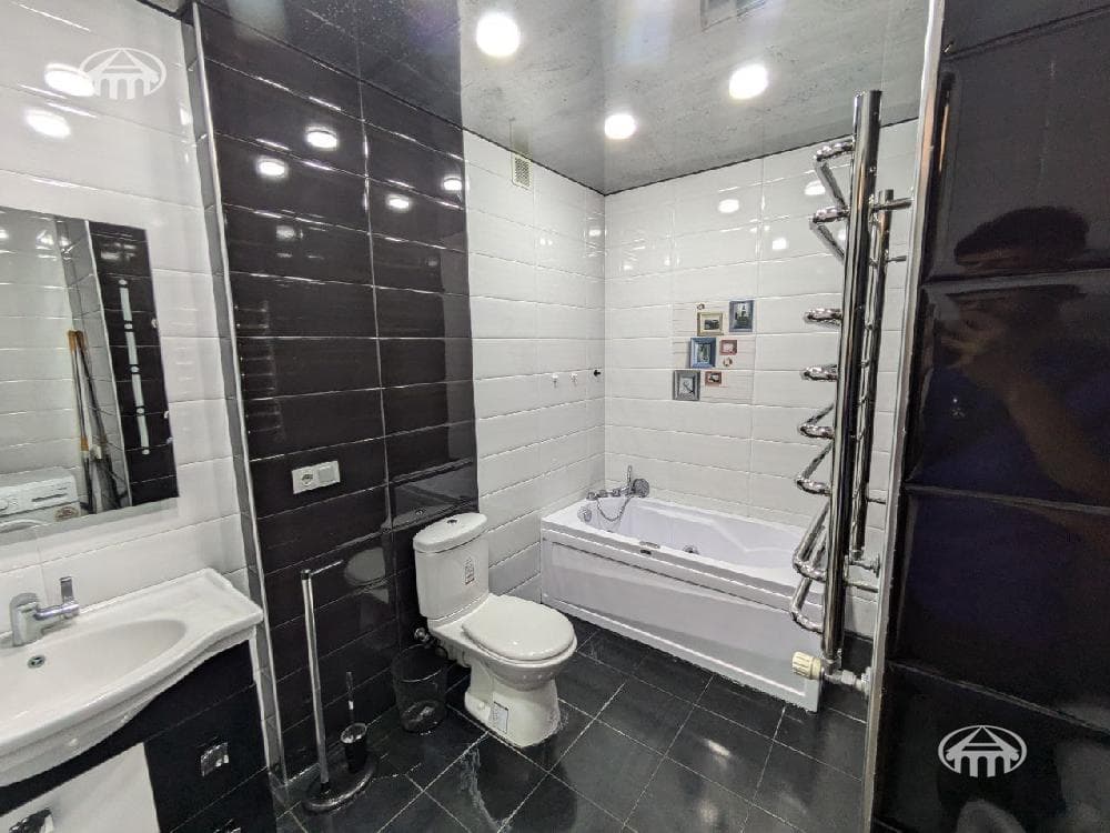 Квартира · 3 комн. · 113 м² · Кентрон