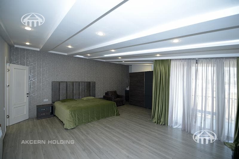 House · 6 rooms · 567 m² · Ajapnyak