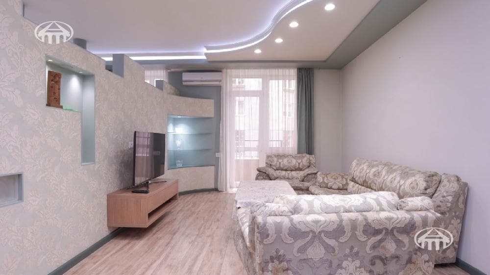 Բնակարան · 2 սեն. · 56 մ² · Կենտրոն