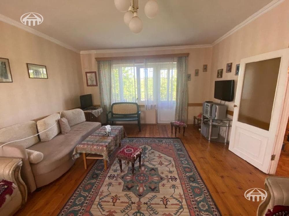 Country house · 5 rooms · 172 m² · Karashamb