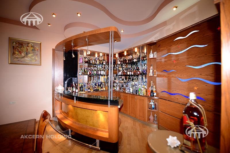 Mansion · 9 rooms · 671 m² · Arabkir