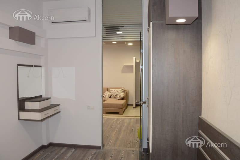Apartment · 2 rooms · 60 m² · Kentron