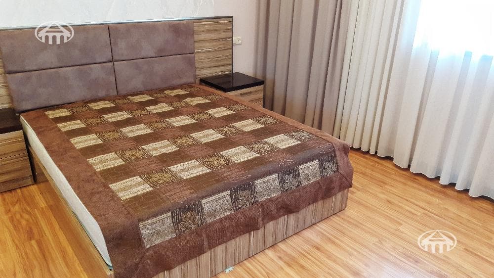 Առանձնատուն · 6 սեն. · 230 մ² · Քանաքեռ-Զեյթուն