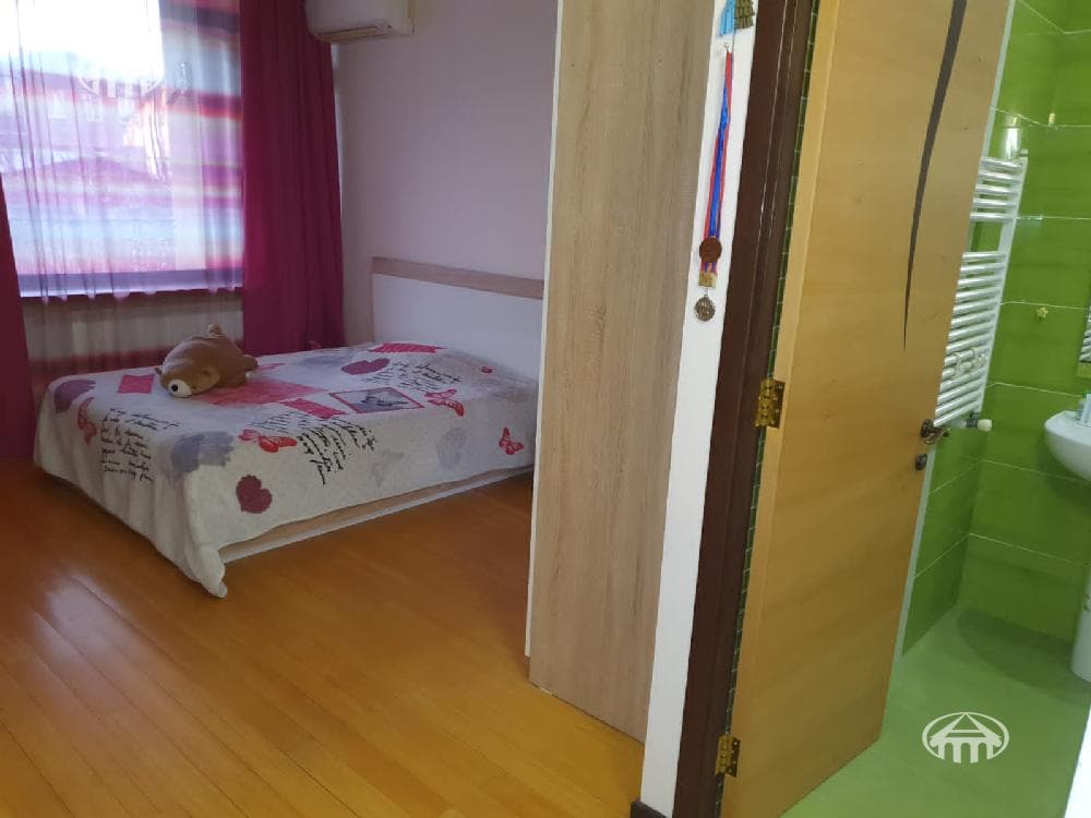 Особняк · 6 комн. · 333 м² · Арабкир