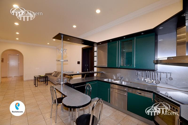Квартира · 4 комн. · 179 м² · Арабкир