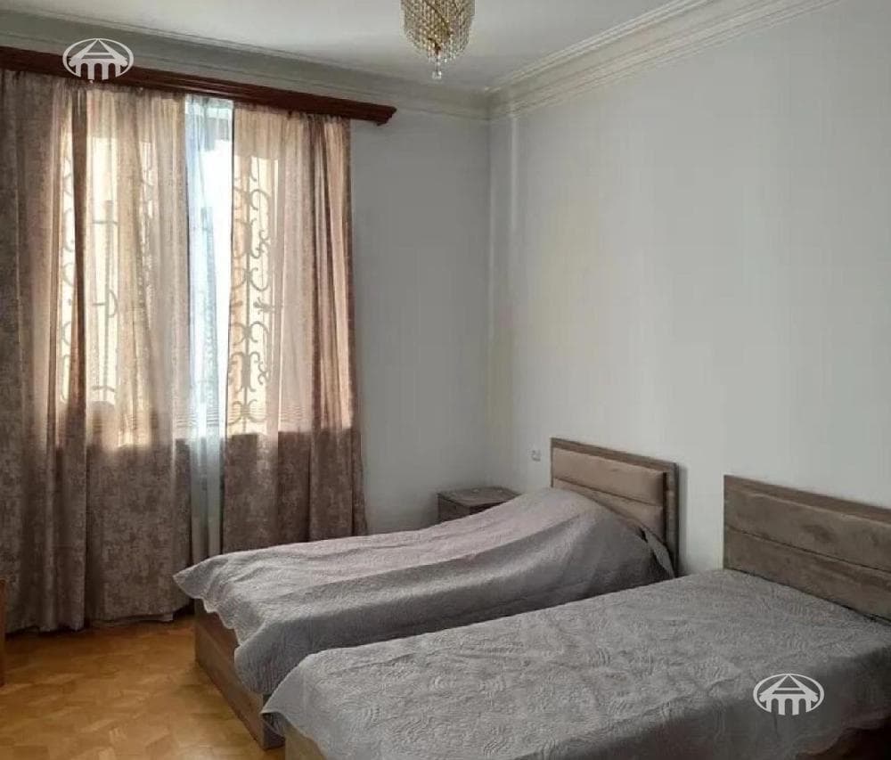 Особняк · 8 комн. · 540 м² · Джрвеж
