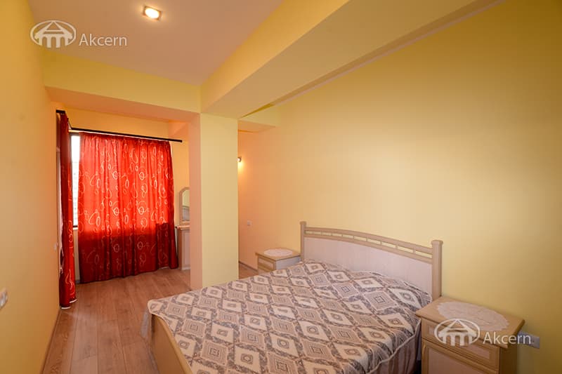 Квартира · 3 комн. · 96 м² · Арабкир