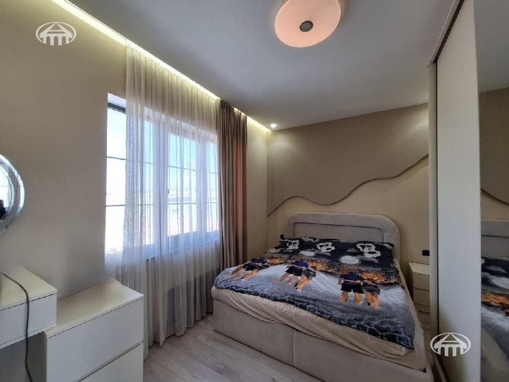 Mansion · 6 rooms · 246 m² · Zovuni