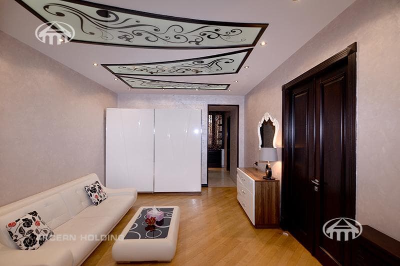 Квартира · 2 комн. · 93 м² · Кентрон