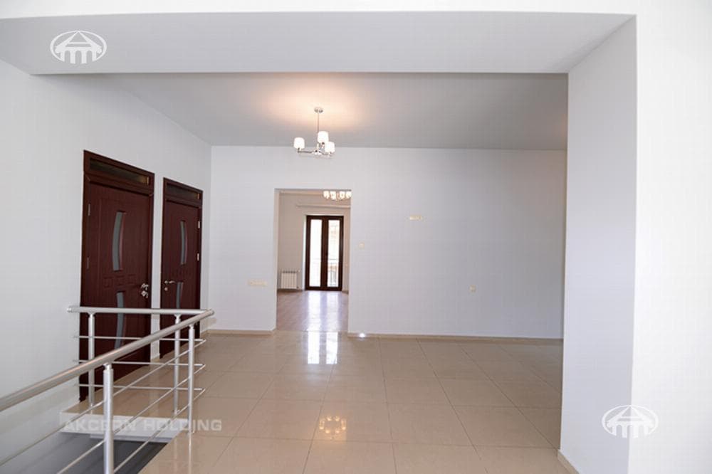 Mansion · 4 rooms · 300 m² · Nork-Marash — photo 16 / 34