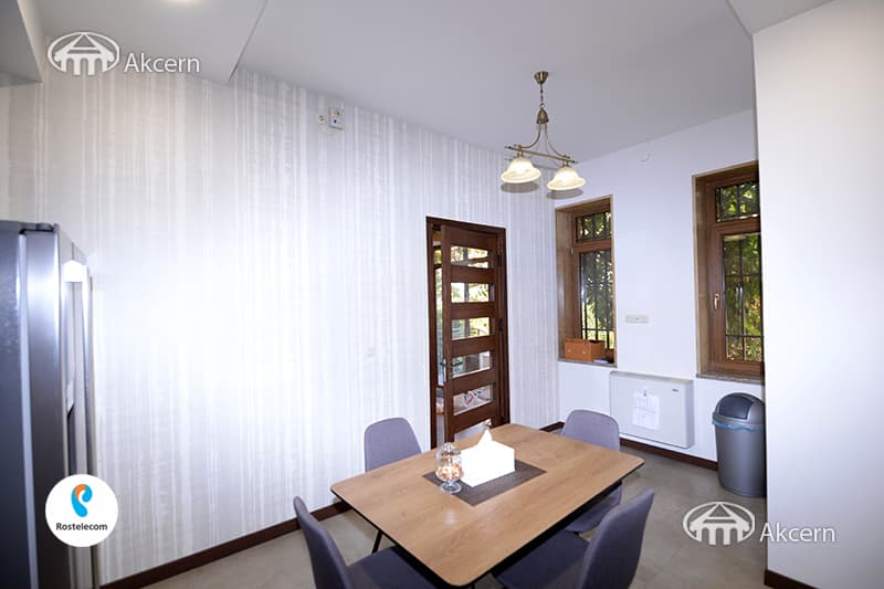 Дом · 7 комн. · 418 м² · Арабкир