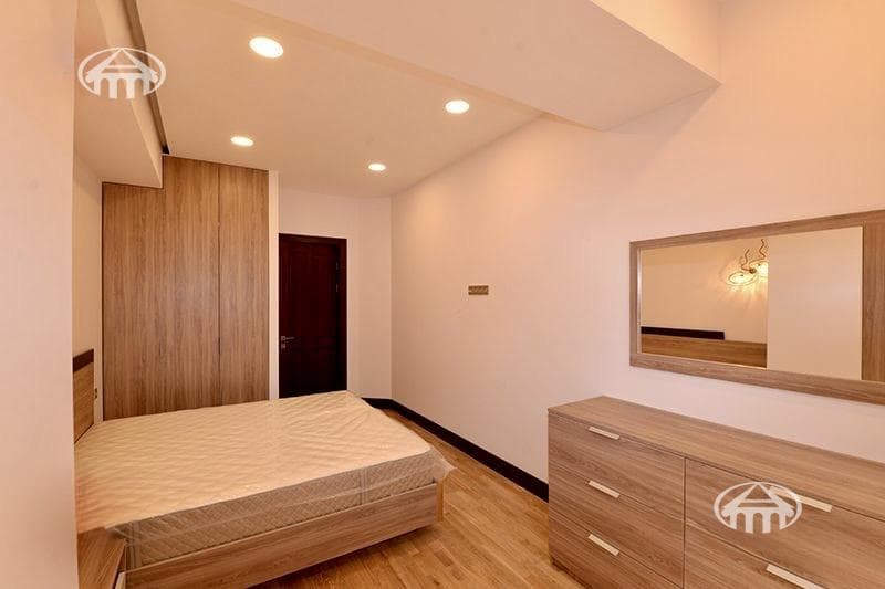 Квартира · 3 комн. · 104 м² · Арабкир