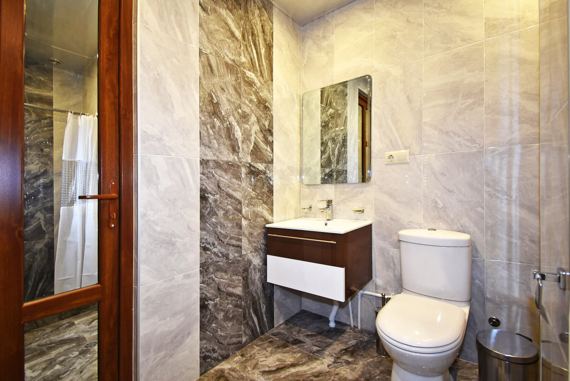 Особняк · 9 комн. · 720 м² · Канакер-Зейтун